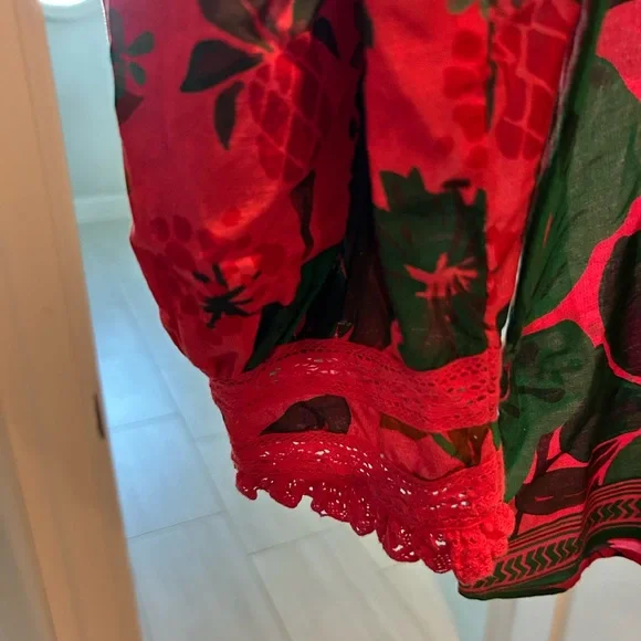 FARM RIO beautiful Pink and Green Women's Top-only worn a couple of times - Picture 4 of 5